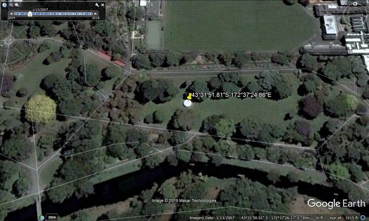 Futuro, Christchurch Botanic Garden - Google Earth - 011307
