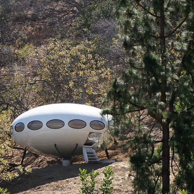 Futuro, Nichols Canyon, Los Angeles, USA - Instagram Photo By noremac91 - Dated 101016
