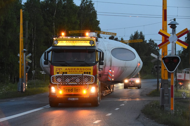 Swedish Air Force Futuro - Stratjara - Road Transport - 060216 - Daniel Sjoholm - 3