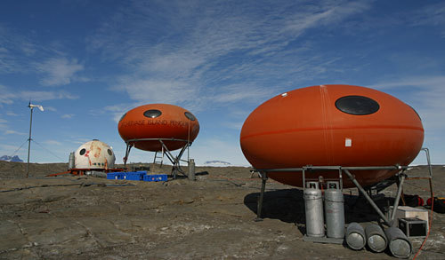 Futuro, Googie, Bechervaise Island, Antarctica - By cosrologist